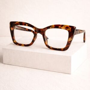 +2 .50  Tortoise Oversized Subtle Cat Eye Readers